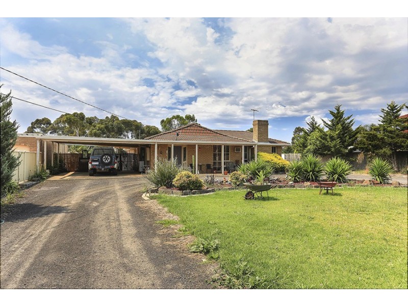 38 Wynarka Drive, Hoppers Crossing VIC 3029
