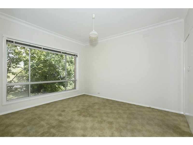 32 Moffat Crescent, Hoppers Crossing VIC 3029