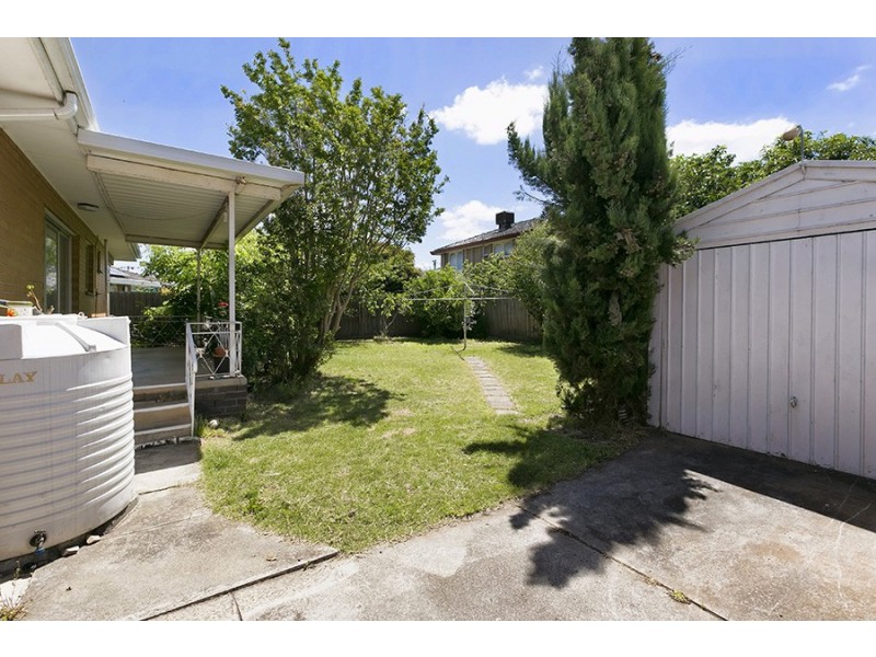 32 Moffat Crescent, Hoppers Crossing VIC 3029