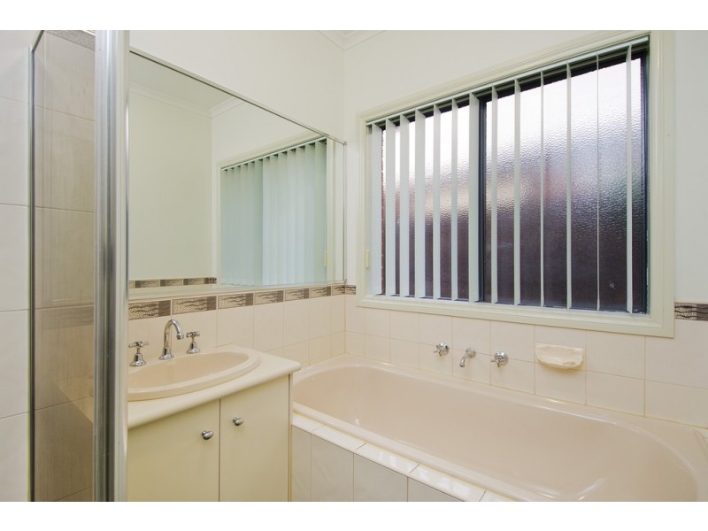 18 Ellesmere Way, Truganina VIC 3029