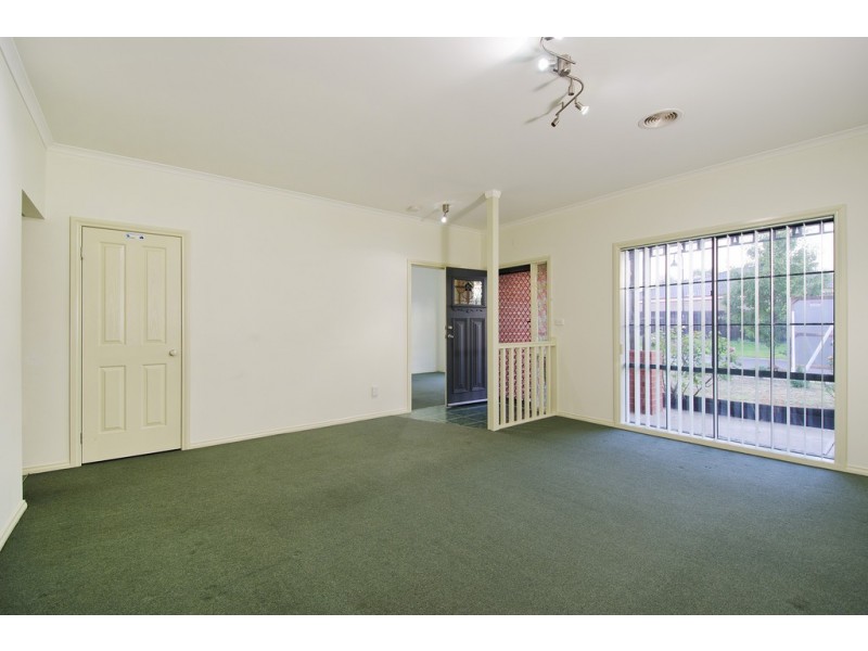 18 Ellesmere Way, Truganina VIC 3029