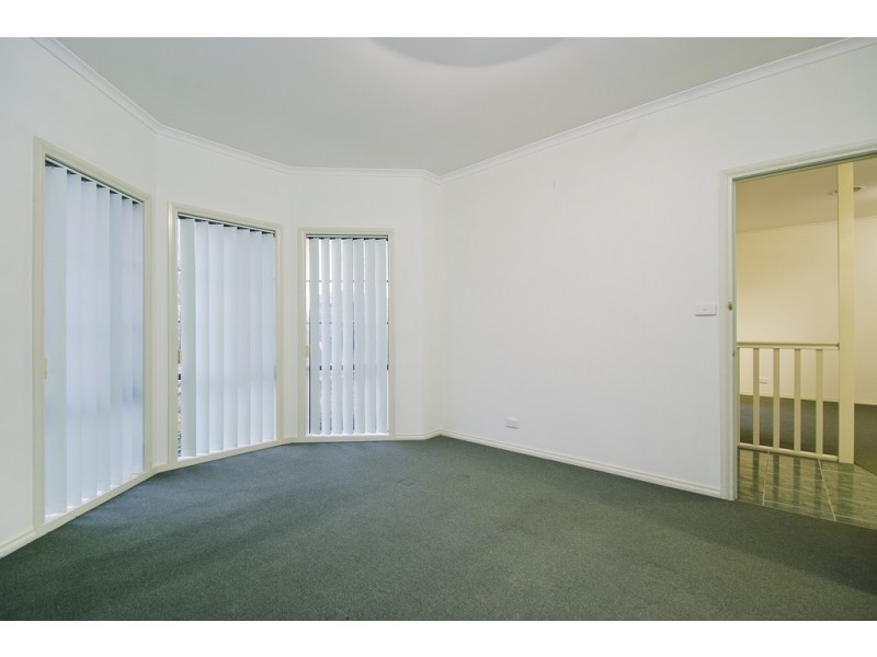 18 Ellesmere Way, Truganina VIC 3029