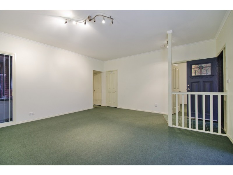 18 Ellesmere Way, Truganina VIC 3029