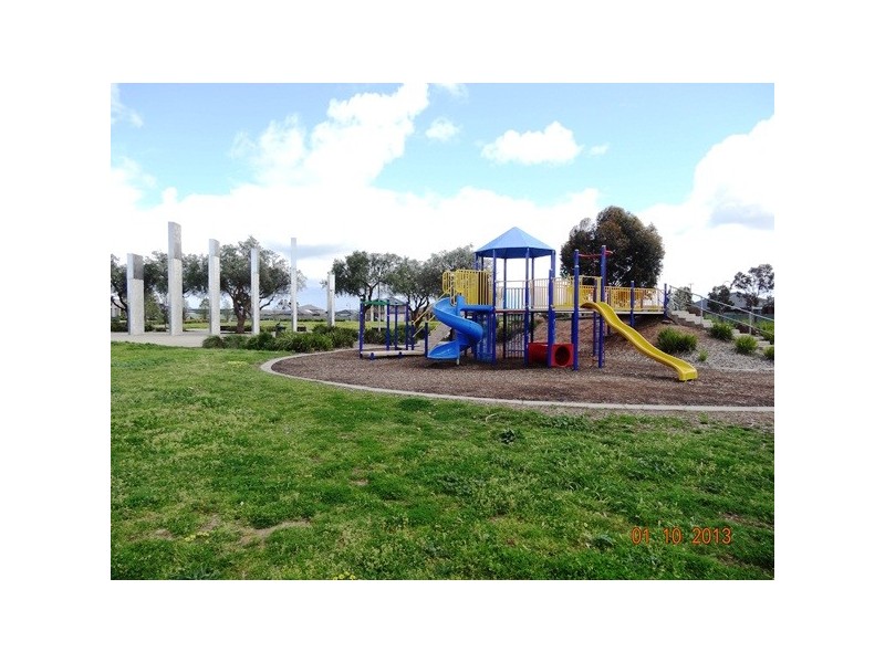 96 Ribblesdale Ave, Wyndham Vale VIC 3024