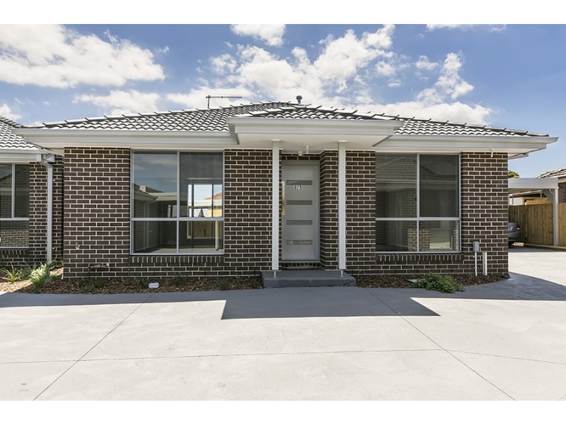 2/5 Boisdale Av, Sunshine North VIC 3020