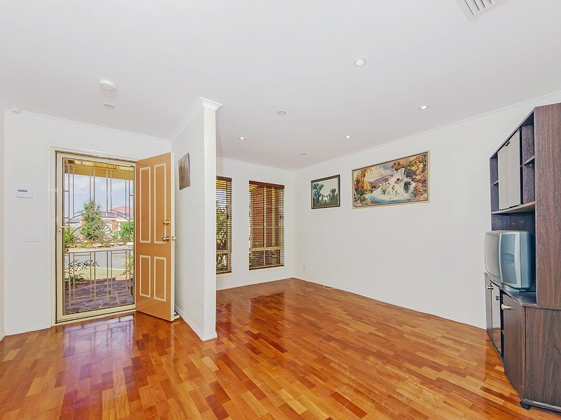 6 Hendriks Court, Werribee VIC 3030