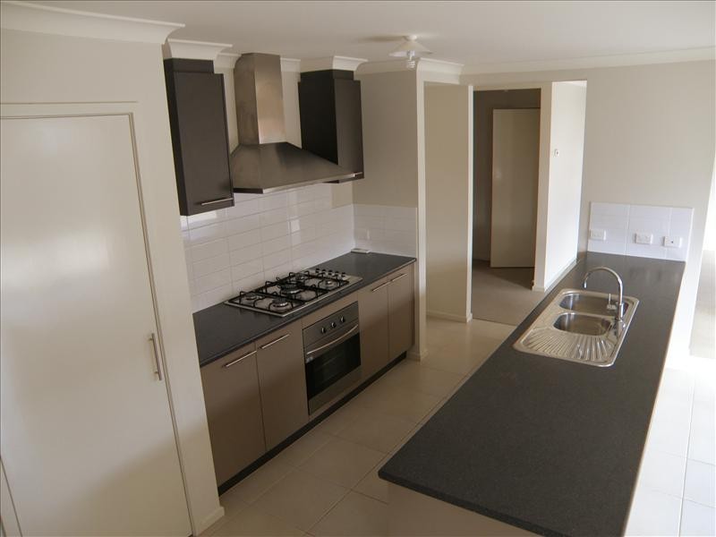 24 Mockingbird Street, Tarneit VIC 3029