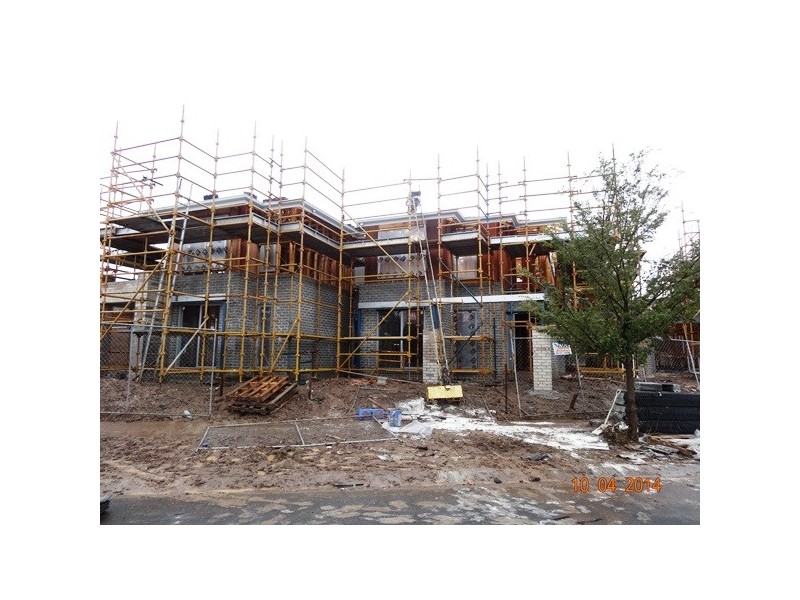 17 and 19 Bimbadeen Street, Burnside VIC 3023