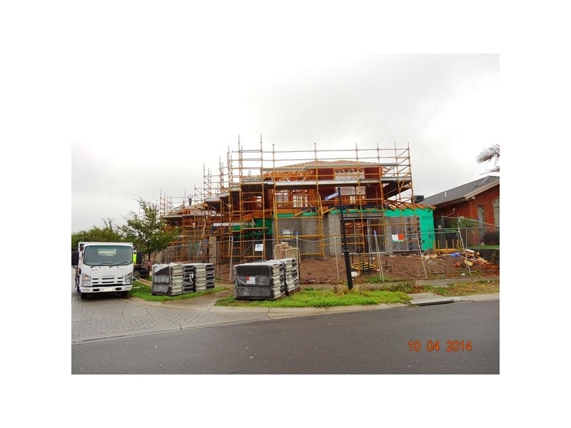 17 and 19 Bimbadeen Street, Burnside VIC 3023