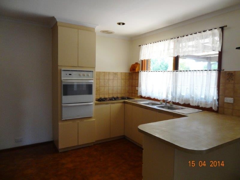 10 Bemboka Court, Werribee VIC 3030