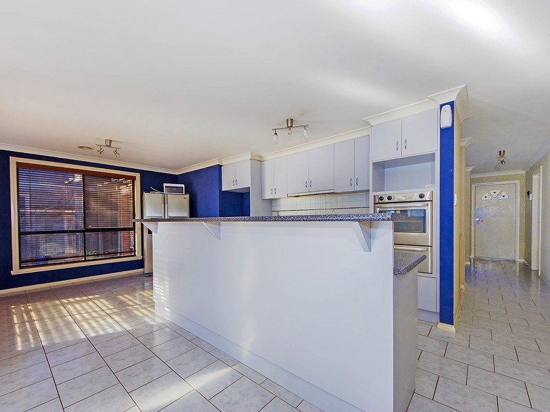 9 Tracey St, Werribee VIC 3030