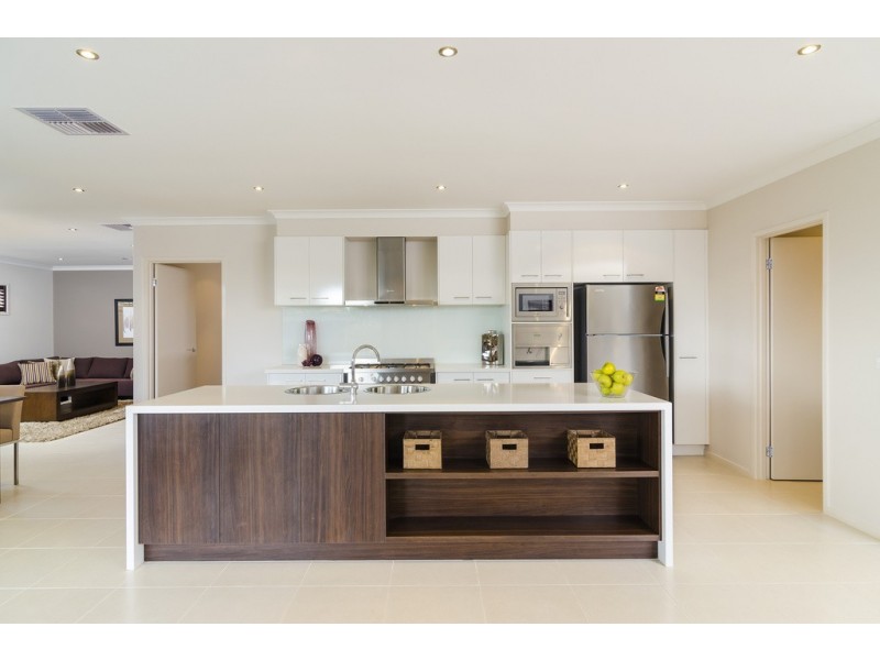 46 Eureka Drive, Wyndham Vale VIC 3024