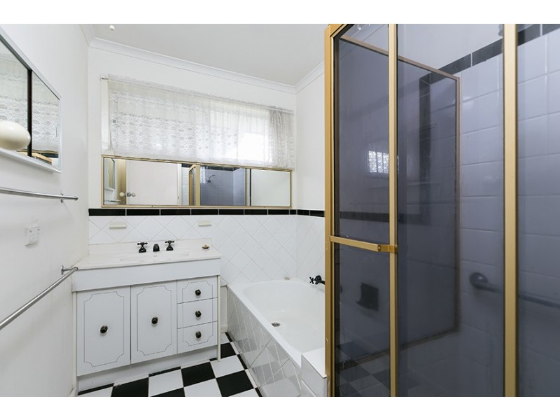 19 Herbert Av, Hoppers Crossing VIC 3029