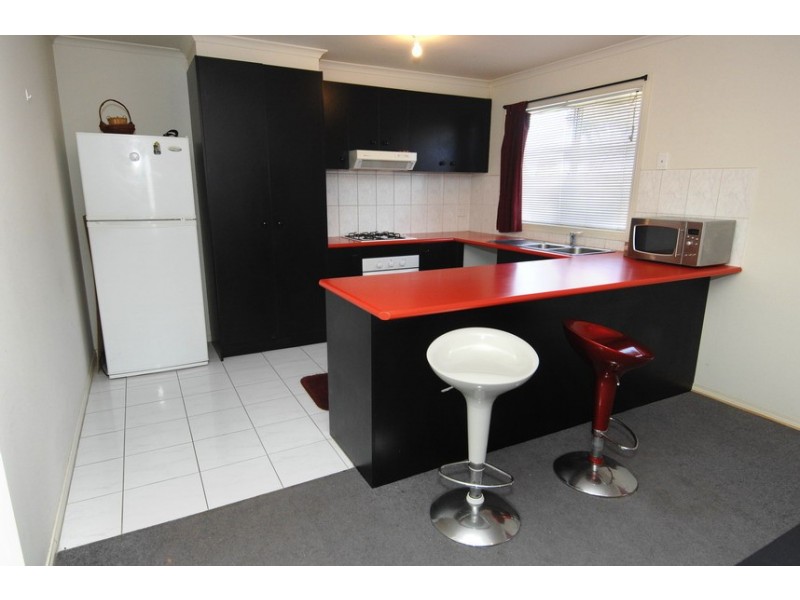 17 Charlotte Cres, Wyndham Vale VIC 3024