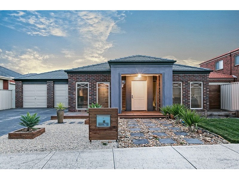 15 Nepean Way, Taylors Hill VIC 3037