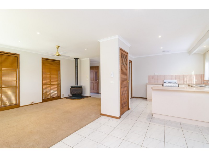 18 Intervale Drive, Wyndham Vale VIC 3024