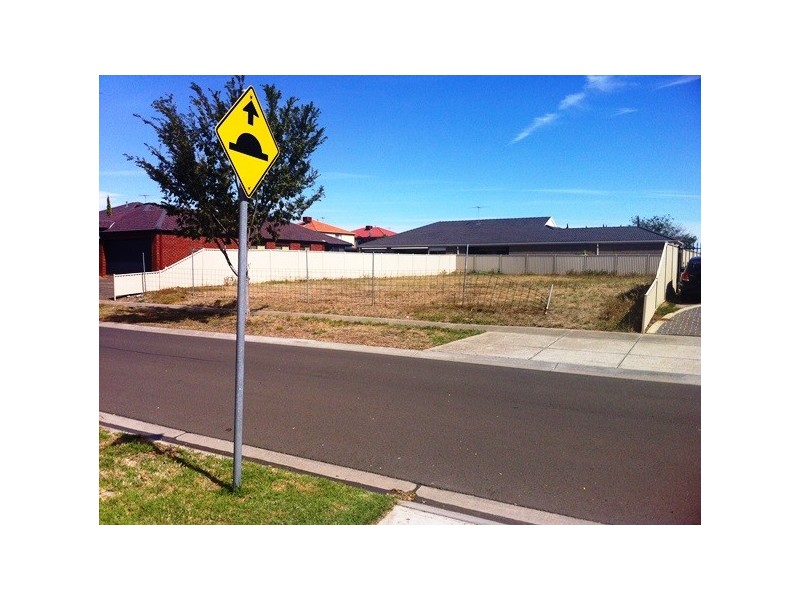 77 Willowgreen Way, Point Cook VIC 3030