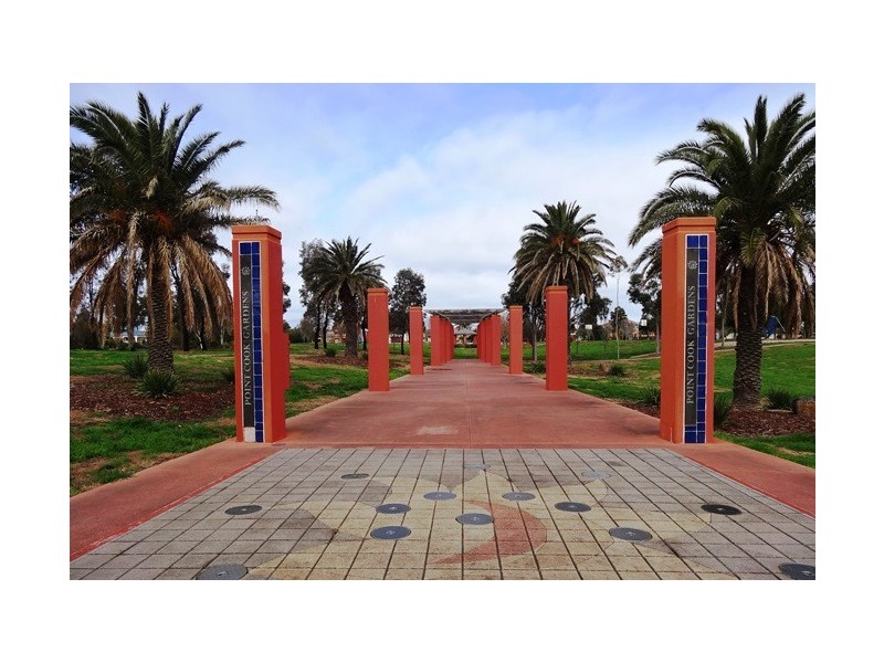 77 Willowgreen Way, Point Cook VIC 3030