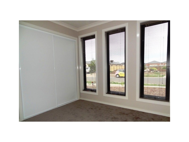 7 Bowerbird Place, Truganina VIC 3029