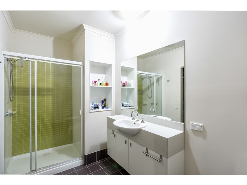 12 Blue wren Drive, Williams Landing VIC 3027