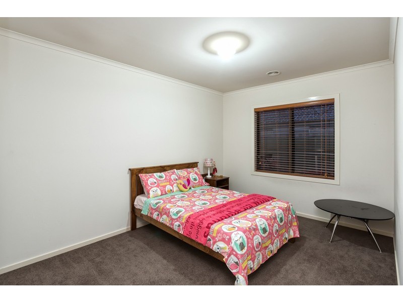 12 Blue wren Drive, Williams Landing VIC 3027