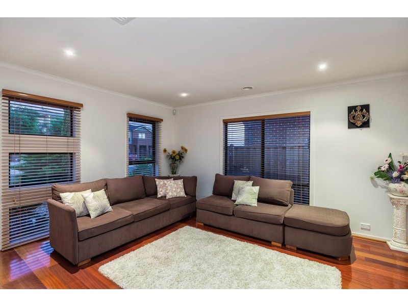 12 Blue wren Drive, Williams Landing VIC 3027