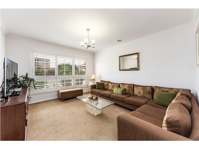 2 Gresham way, Sunshine West VIC 3020