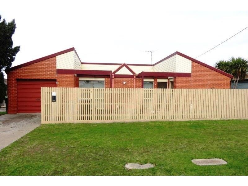 1/14 Symons Avenue, Hoppers Crossing VIC 3029