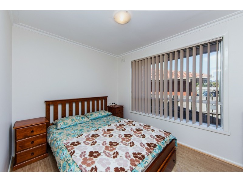 17 Billingham Rd, Deer Park VIC 3023