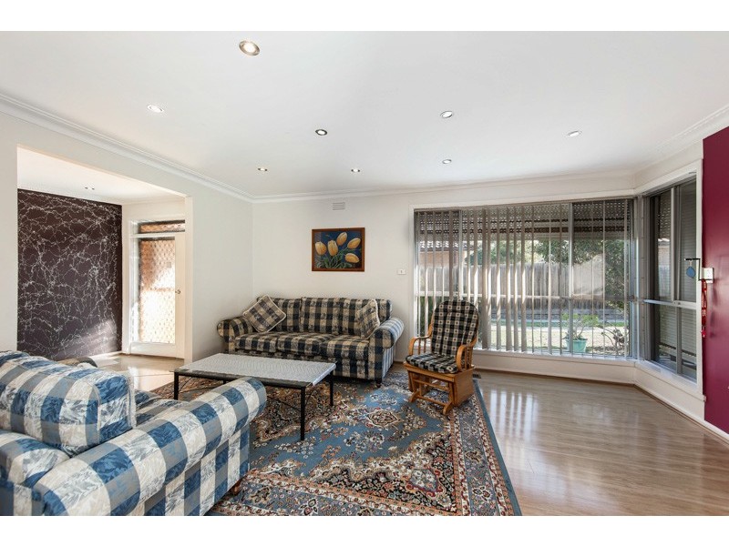 17 Billingham Rd, Deer Park VIC 3023