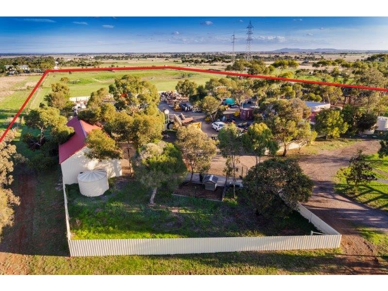 1443 Dohertys Road, Mount Cottrell VIC 3024