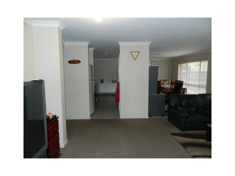 49 Eagleridge Promenade, Tarneit VIC 3029