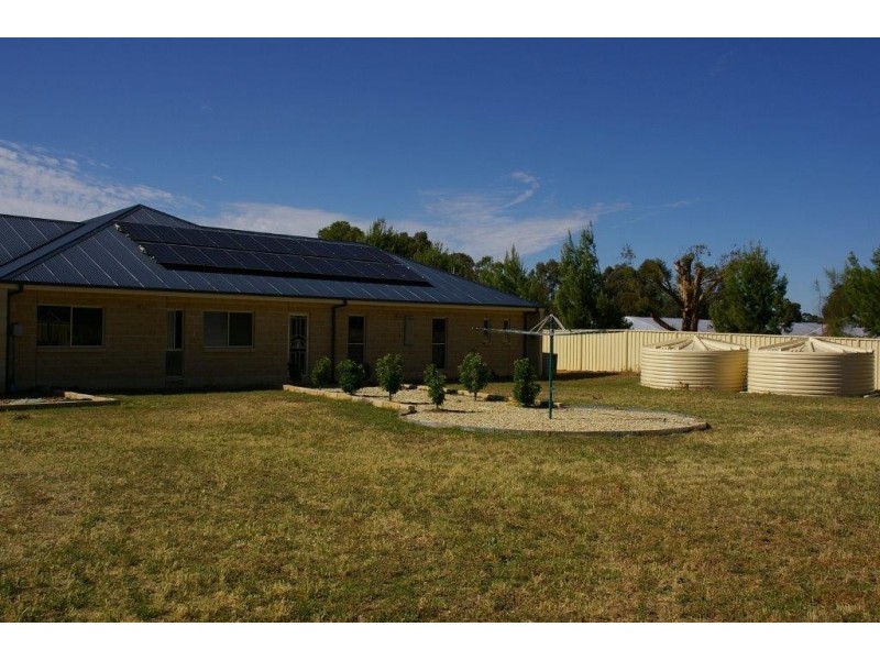 26 Country Court, Barooga VIC 3644