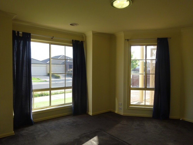 72 Baden Powell Drive, Tarneit VIC 3029