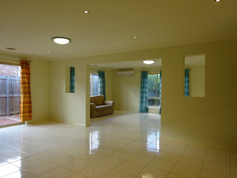 72 Baden Powell Drive, Tarneit VIC 3029