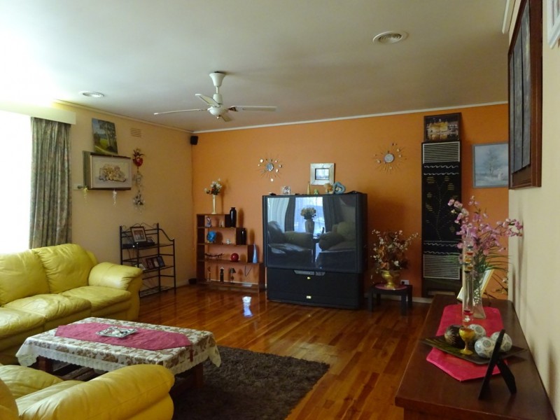 4 Griffiths Street, Werribee VIC 3030