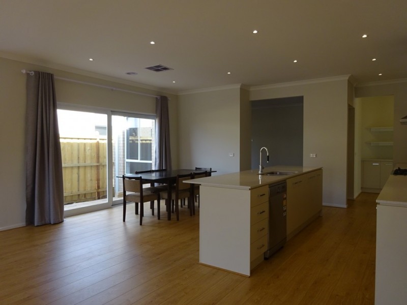 26 Stevenson Drive, Williams Landing VIC 3027