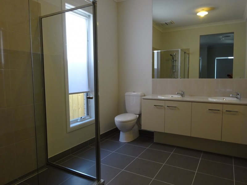 26 Stevenson Drive, Williams Landing VIC 3027