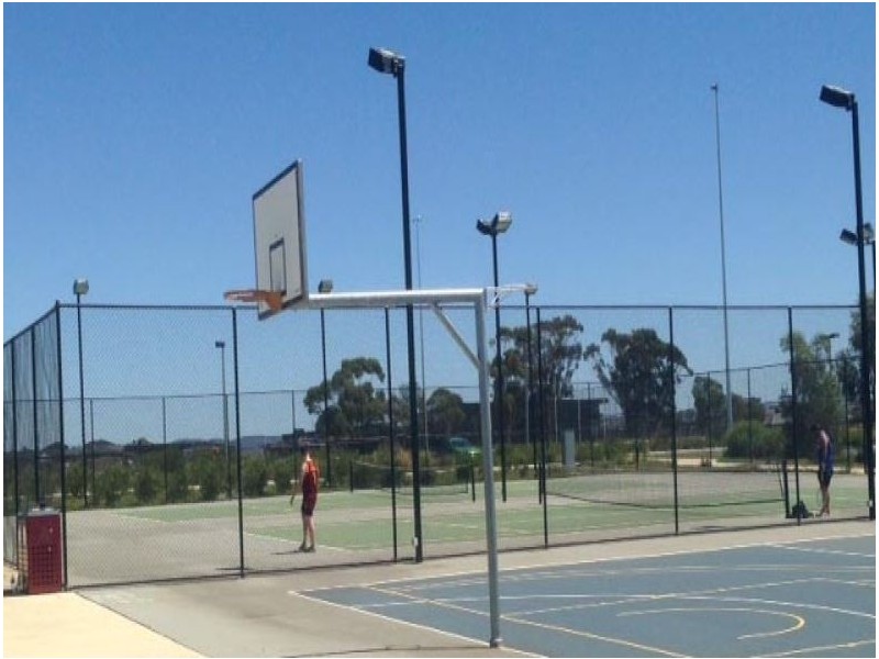 3327 Claret Ash, Melton West VIC 3337