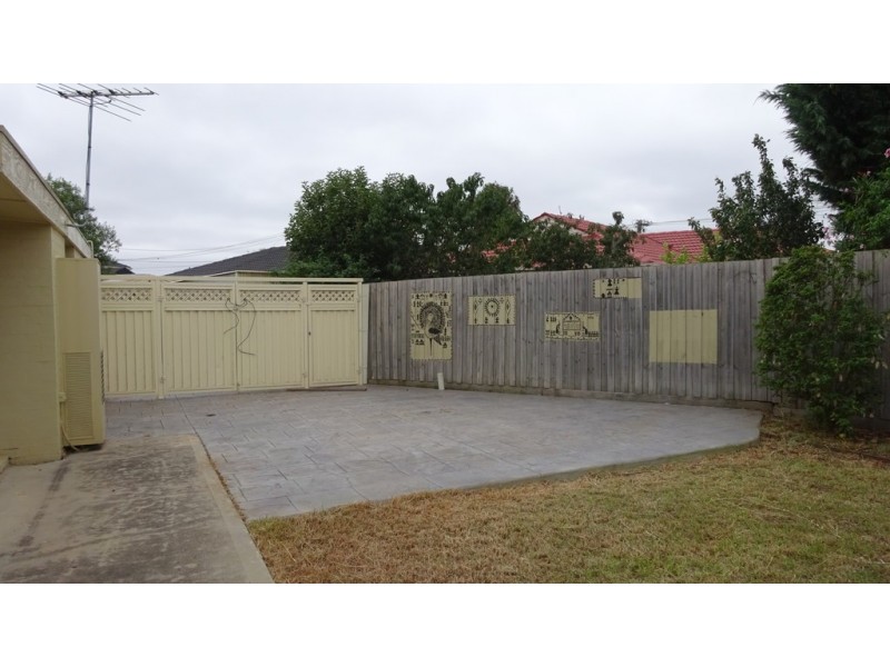 1 Yenda Court, Hoppers Crossing VIC 3029