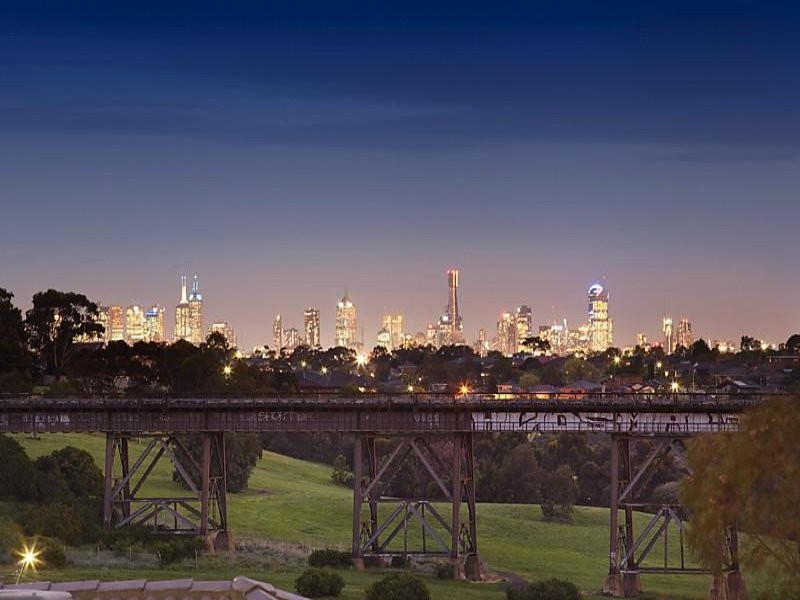 31 Duranta Drive, Gowanbrae VIC 3043