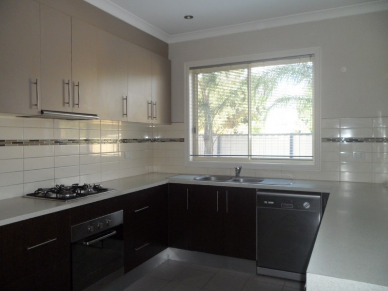 75 B Sycamore Street, Hoppers Crossing VIC 3029