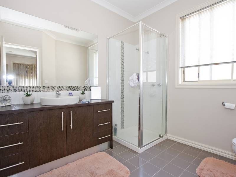 75 B Sycamore Street, Hoppers Crossing VIC 3029