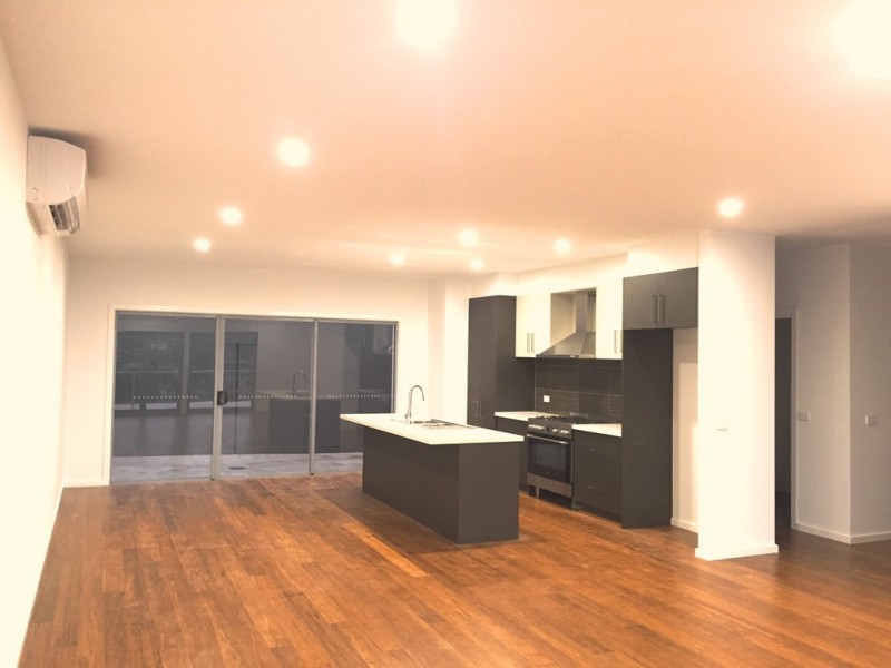 21 Duranta Drive, Gowanbrae VIC 3043