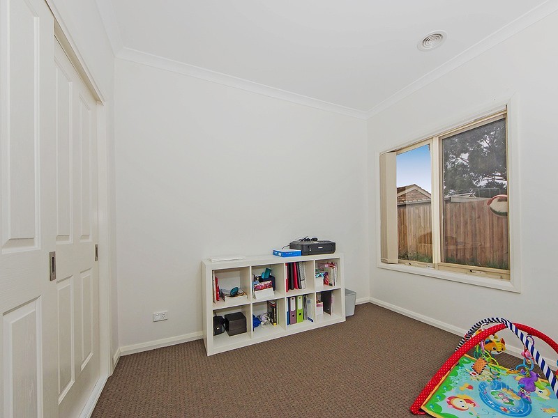 Unit 2, 5 Bernhardt Ave, Hoppers Crossing VIC 3029