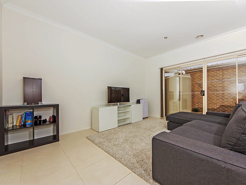 Unit 2, 5 Bernhardt Ave, Hoppers Crossing VIC 3029
