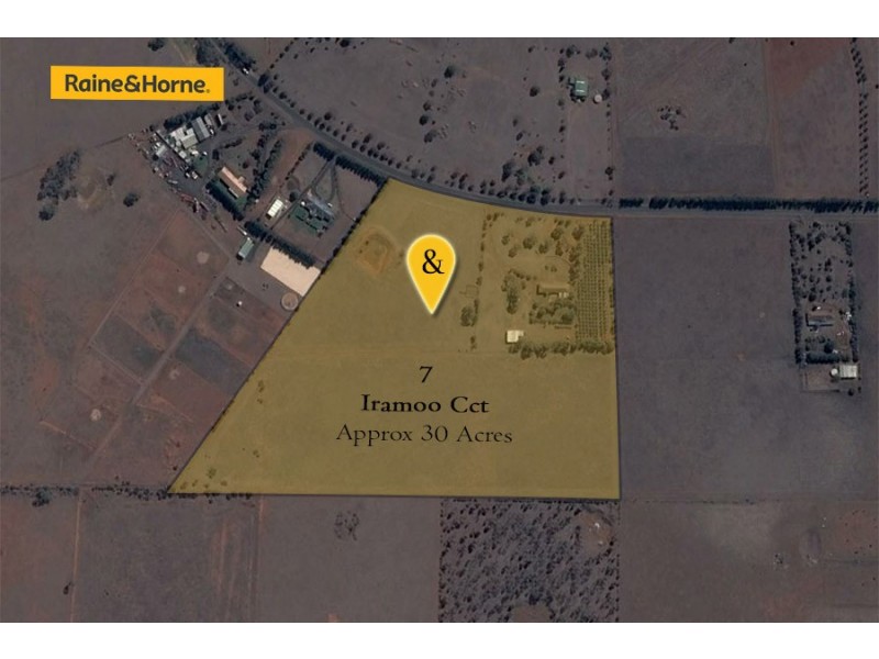 7 IRAMOO CCT, Rockbank VIC 3335
