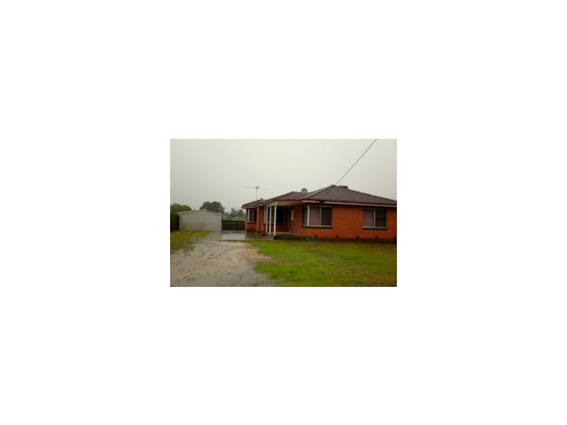 16 Finsbury Road, Devon Meadows VIC 3977