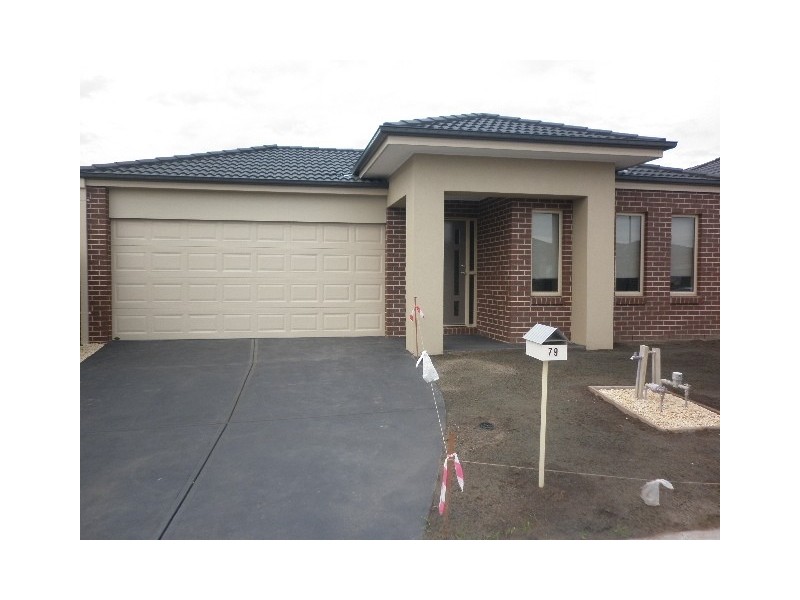 79  Sabel Drive, Cranbourne North VIC 3977