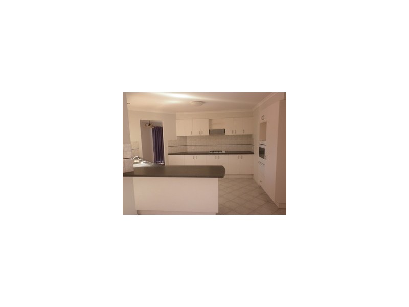 17 Hallmark Drive, Narre Warren South VIC 3805